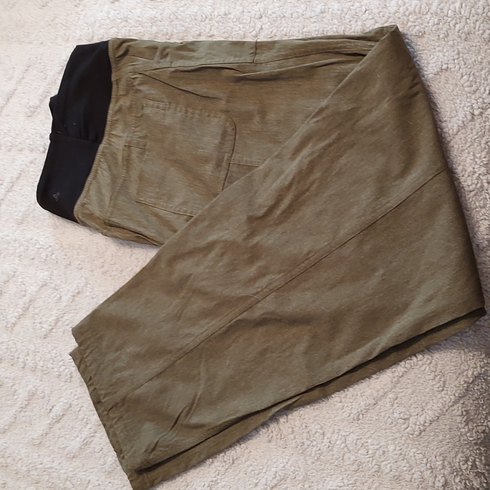Prana Summit pants. Medium Green